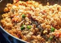 Āzijas virtuve Jūsu mājās – cepti rīsi ar vistu Ķīnas gaumē