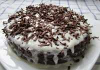 Šokolādes torte “Vienkāršs brīnums” (fotorecepte)