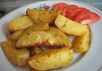 Tagad jūs gatavosiet kartupeļus tikai tā! Kartupeļi lauku stilā (fotorecepte)